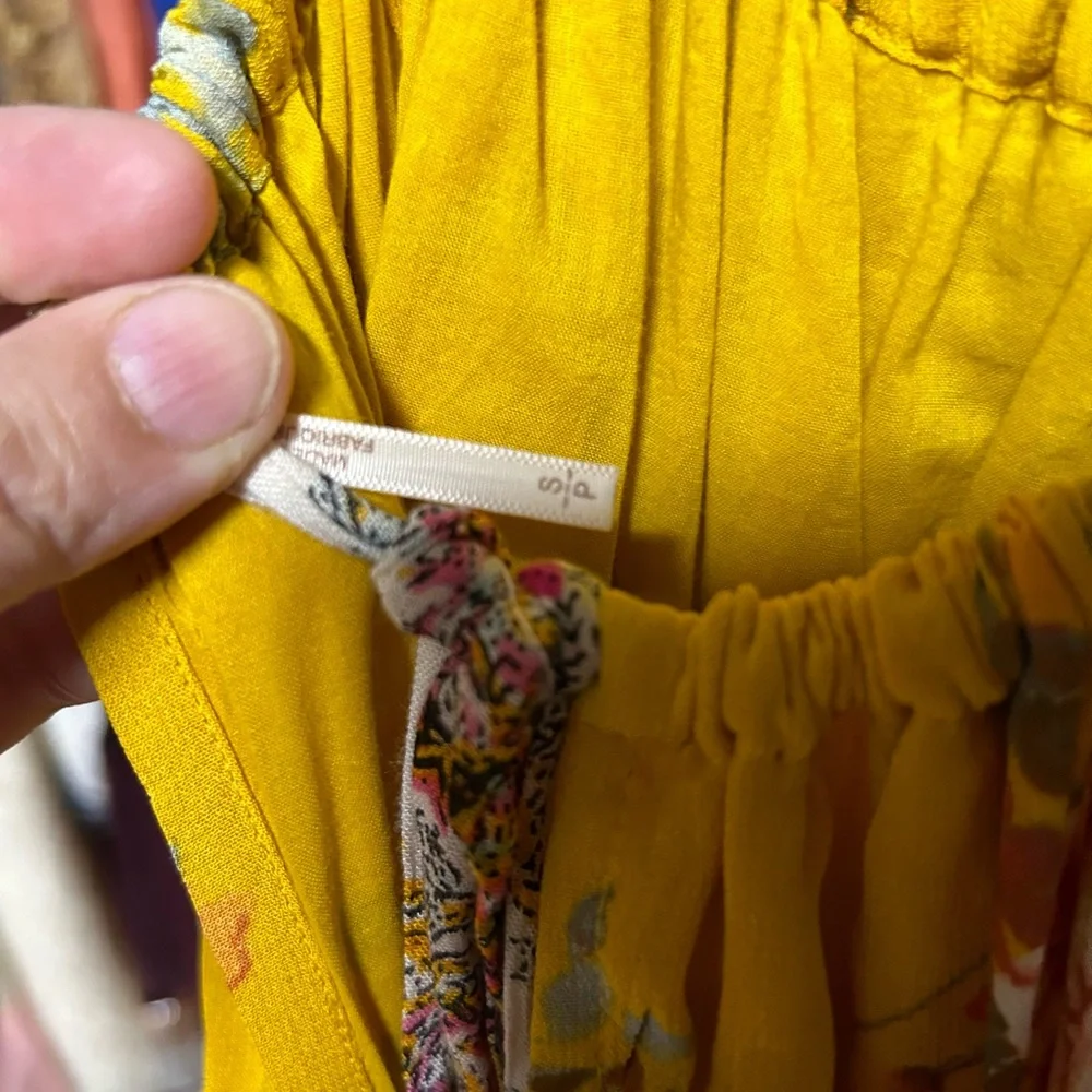 Floral Yellow One-Shoulder Dress - Picture 5 of 7